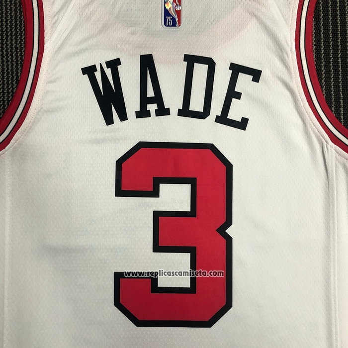 Camiseta Chicago Bulls Dwyane Wade #3 Association 2021 Blanco